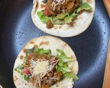 รูปขั้นตอนการทำที่ 3 ของ Tortilla ตอติญ่าไส้เนื้อสับ ฉบับง่ายมาก ๆ อร่อยด้วย