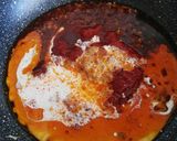 Foto del paso 6 de la receta: Merluza con patatas y jamón