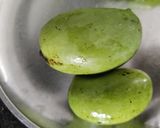 લીલા મરચાં ને કાચી કેરીની ચટણી (Green Chili Raw Mango Chutney Recipe In Gujarati) રેસીપી સ્ટેપ1ફોટો
