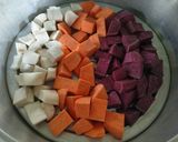 Foto langkah ke 1 dari resep Bubur Cha Cha.