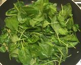 A picture of step 3 of Spinach ricotta ravioli (ravioli plnené špenátom a ricottou).