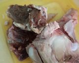 Foto langkah ke 1 dari resep Sop jamur putih.