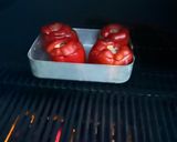 Foto del passaggio 4 della ricetta Peperoni ripieni nel BBQ mia versione