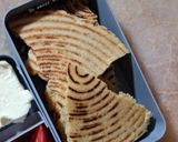Une image de l'étape 11 de Lunch box saveurs du maghreb 🍱 Kesra, fromage et tomate.