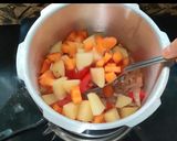A picture of step 5 of Pulao recipe in pressure cooker.