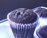 Foto langkah ke 8 dari resep Muffin coklat pisang.