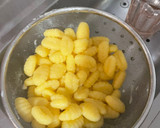 Foto del paso 3 de la receta: Gnocchi carbonara