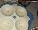 A picture of step 6 of Chocolate idli.