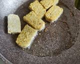 Foto langkah ke 2 dari resep Tempe Dan Telur Ceplok Bumbu Balado.