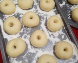 Foto langkah ke 4 dari resep Donat Kentang.