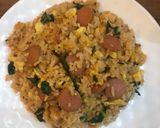 Foto langkah ke 4 dari resep Nasi Goreng Sosis.