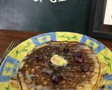 A picture of step 5 of Fluffy black-current pancakes.
