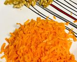 A picture of step 1 of Carrots walnuts fried rice.