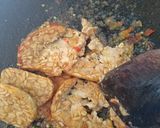 Foto langkah ke 5 dari resep Tempe Penyet Kemangi.