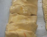 Foto langkah ke 5 dari resep Picnic Roll.