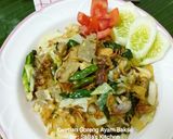 Foto langkah ke 6 dari resep 42. Kwetiau Goreng Ayam Bakso.