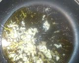Foto del paso 2 de la receta: Risotto ai funghi (sin vino)