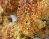 A picture of step 5 of Cheesy quinoa and broccoli patties.