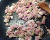 Foto del passaggio 4 della ricetta Fregola con coniglio e funghi porcini