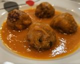 Foto del paso 7 de la receta: Albóndigas en salsa de calabaza, pimientos y tomate al orégano
