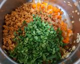 Foto del paso 5 de la receta: Picadillo de soya estilo mexicano