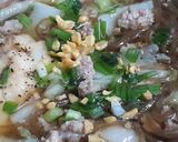 Hình bước làm 4 của món Miến tỏi đen nấu thịt