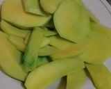 Foto del paso 1 de la receta: Agua fresca de mango, con mangos tiernos