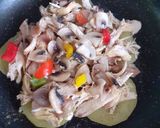 عکس مرحله 1 از دستور گراتن مرغ و قارچ