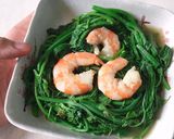 Hình bước làm 1 của món Đọt su xào tôm🦐