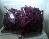 Foto langkah ke 6 dari resep Stik ubi ungu renyah.
