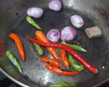 Foto langkah ke 3 dari resep Brambang Asem Daun Ubi Rambat.