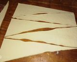 Foto del paso 3 de la receta: Medialunas SIN MANTECA 🥐