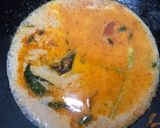 Foto langkah ke 6 dari resep Gulai Tongkol dan Pucuk Ubi.