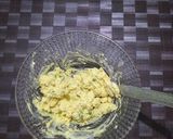 A picture of step 2 of Egg mayo salad.