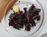 Pas rețetă Praline de ciocolată cu vişine din vişinată 1 fotografie