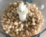 Foto del paso 1 de la receta: Palmitos de cangrejo sobre dip de frijol blanco