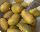 Foto del paso 1 de la receta: Patatas de guarnición en microondas