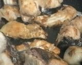 Hình bước làm 1 của món Cá mè hoa nấu canh chua dứa