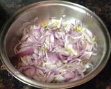 A picture of step 2 of Onion pakodi.