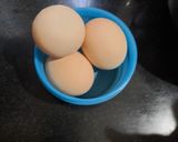 A picture of step 2 of Bell Pepper & Flour Triangle Fritters.