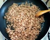 รูปขั้นตอนการทำที่ 2 ของ ข้าวคลุกกะปิ Khao kluk kapi  (Shrimp Paste Fried Rice)