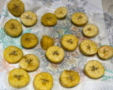 Foto del paso 3 de la receta: Tostones Venezolanos