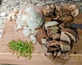 Foto del paso 1 de la receta: Pasta horneada con chorizo y vegetales