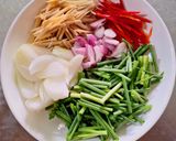 Hình bước làm 1 của món Cá ngừ hấp