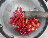 Foto langkah ke 1 dari resep Sambal Teri Medan.