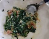 Foto del paso 1 de la receta: Tortillita de espinaca, panceta y cebolla