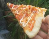 Foto langkah ke 11 dari resep Pizza homemade enak.