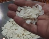 A picture of step 1 of Nylon poha roasted chiwda.