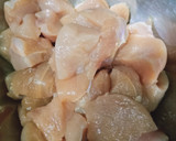Foto del paso 1 de la receta: Pinchos de pollo, Amontillado