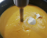 Foto del paso 4 de la receta: Crema de calabaza, pollo y queso crema